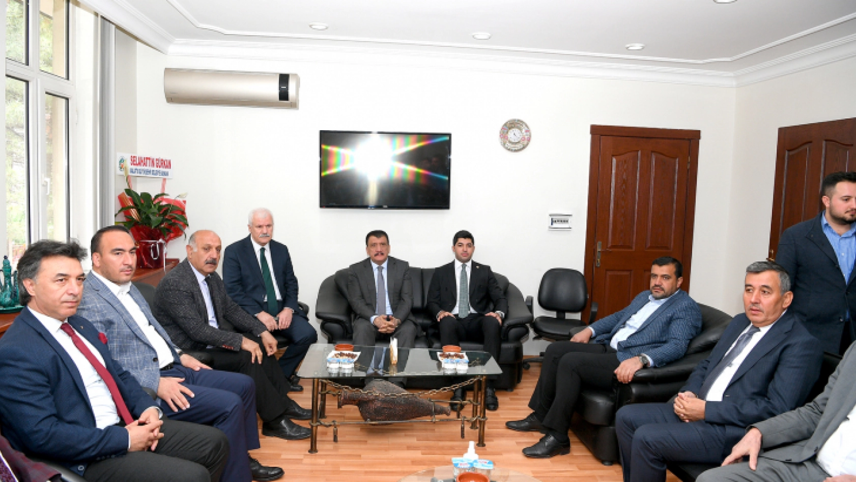 Başkan Gürkan, Doğanşehir ilçe kaymakamlığını ziyaret etti
