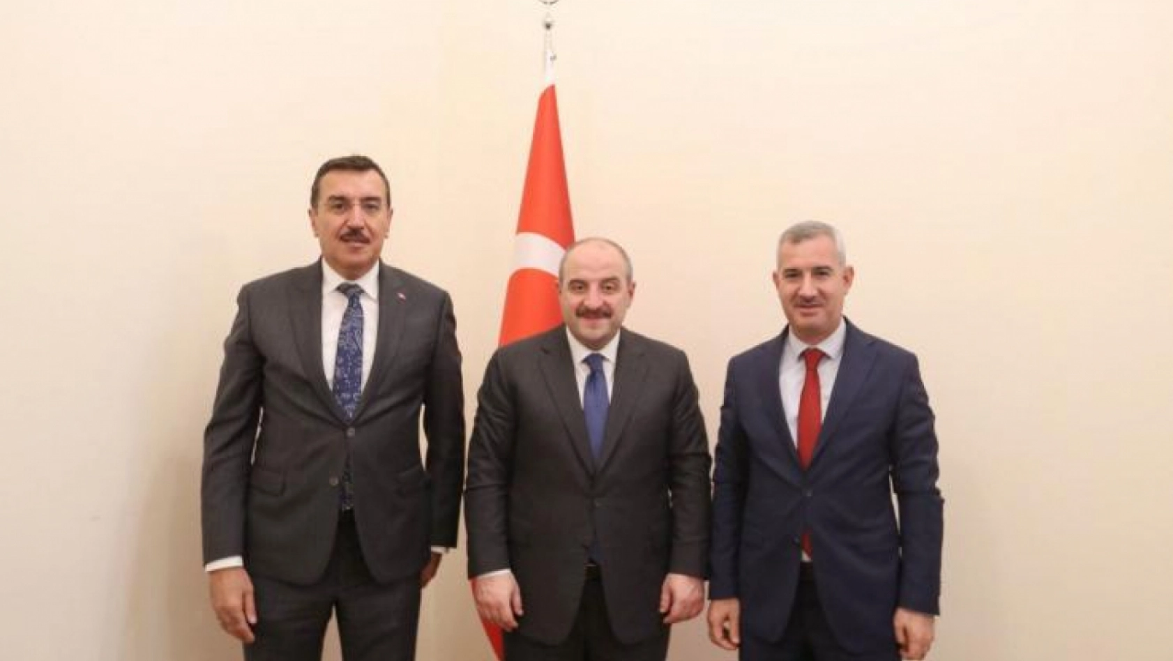 Çınar ve Milletvekili Tüfenkçi, Sanayi ve Teknoloji Bakanı Mustafa Varank'ı Ziyaret Etti