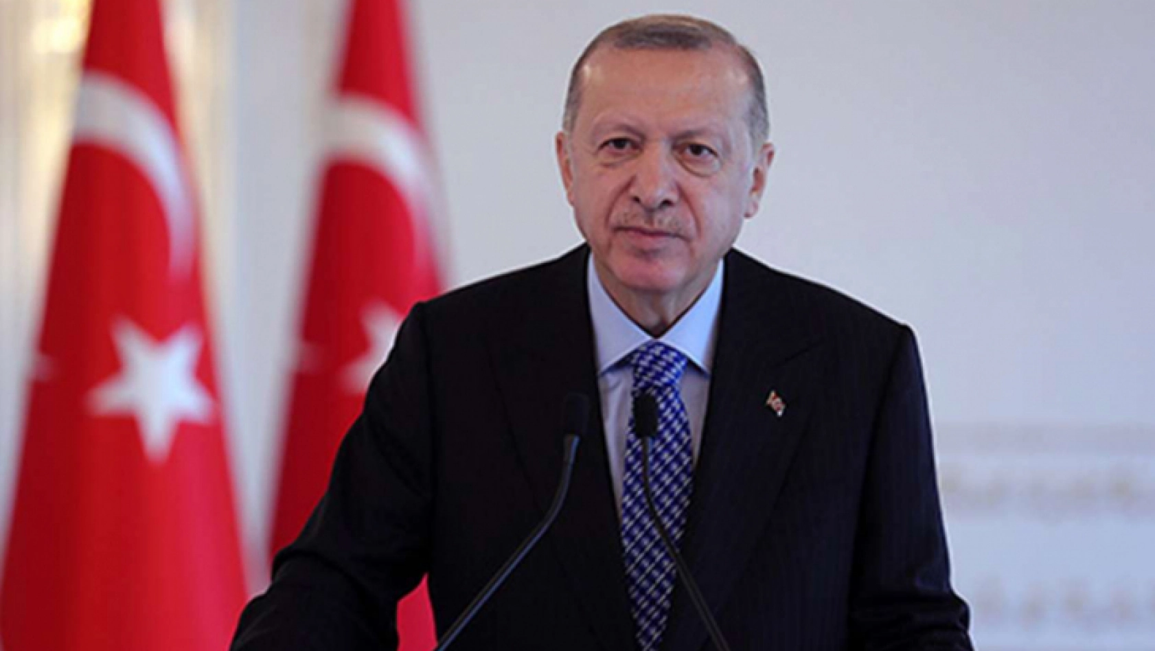 Erdoğan: 15 Temmuz gecesi Türkiye'nin asla esir edilemeyeceğini gösterdik