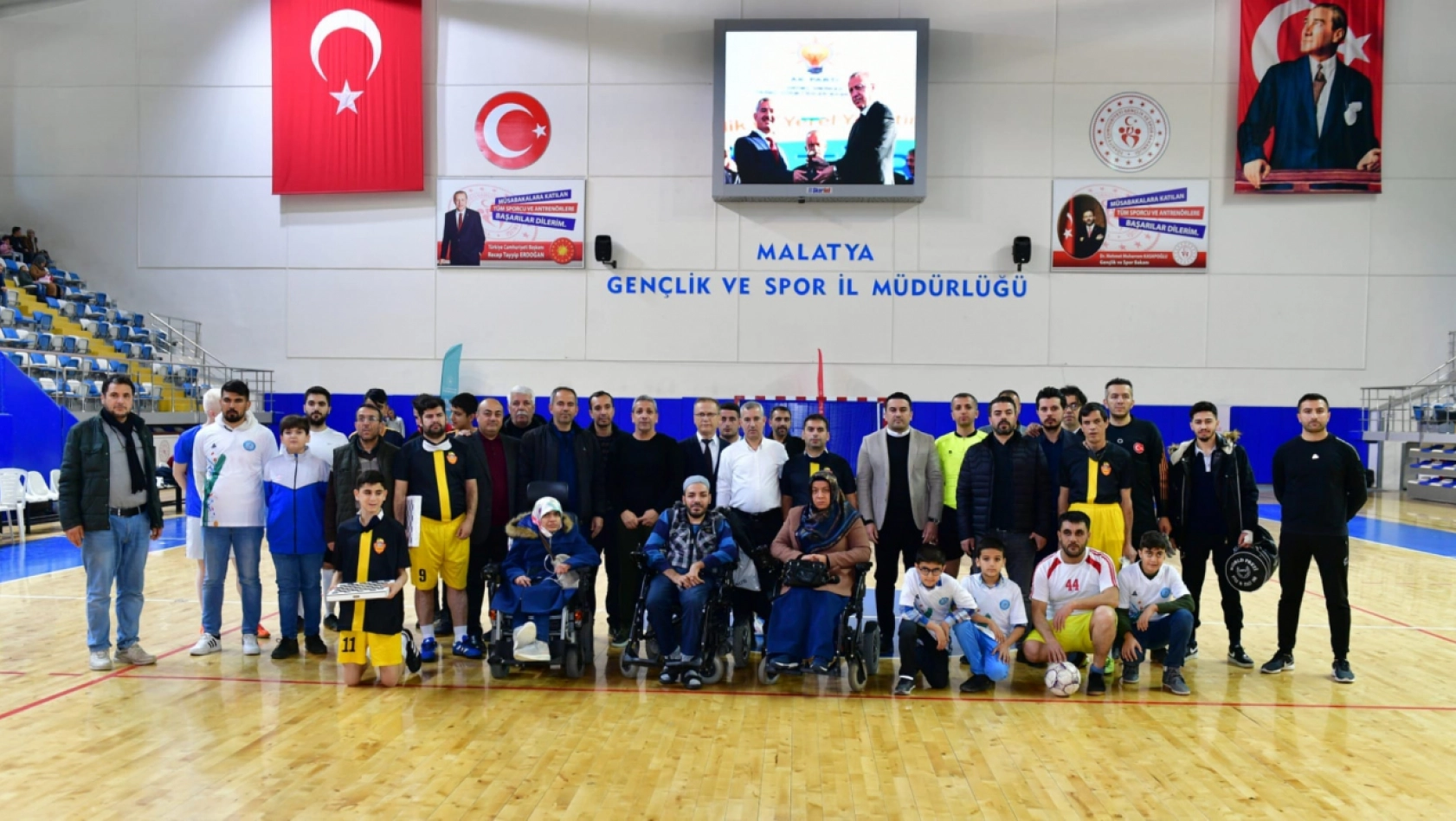 Görme Engelliler İle Futbol Maçı Oynandı