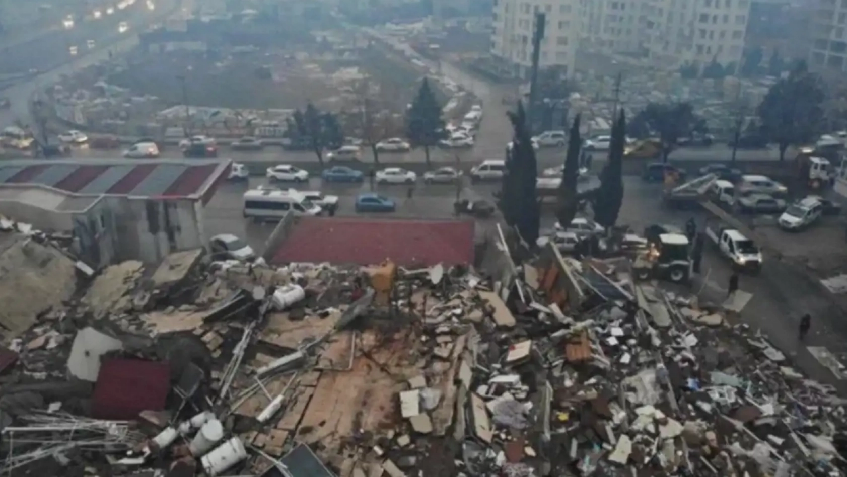 Kahramanmaraş merkezli depremlerde can kaybı 43 bin 556'ya yükseldi