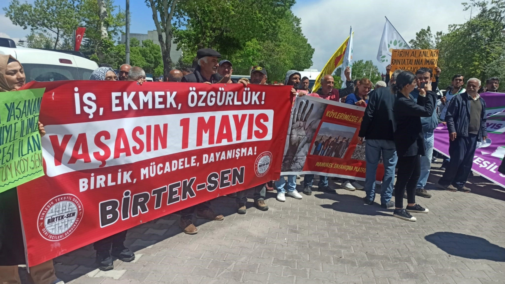 Malatya'da 1 Mayıs Emek ve Dayanışma Günü kutlaması