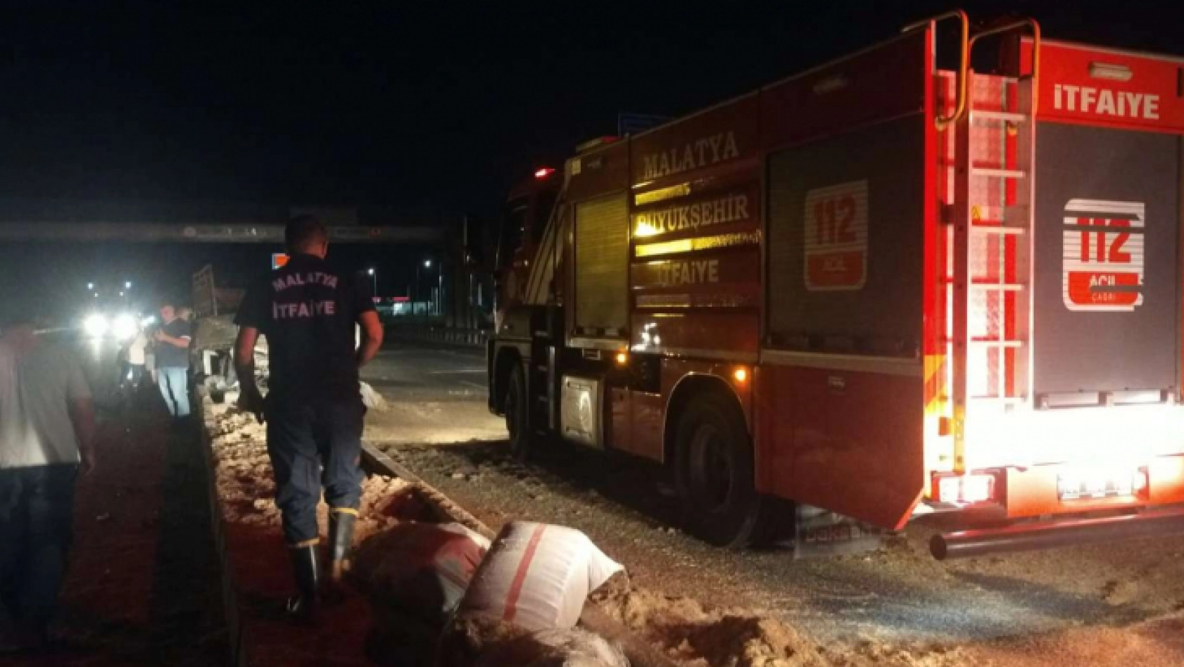 Malatya'da 2 aracın karıştığı kazada 4 kişi yaralandı