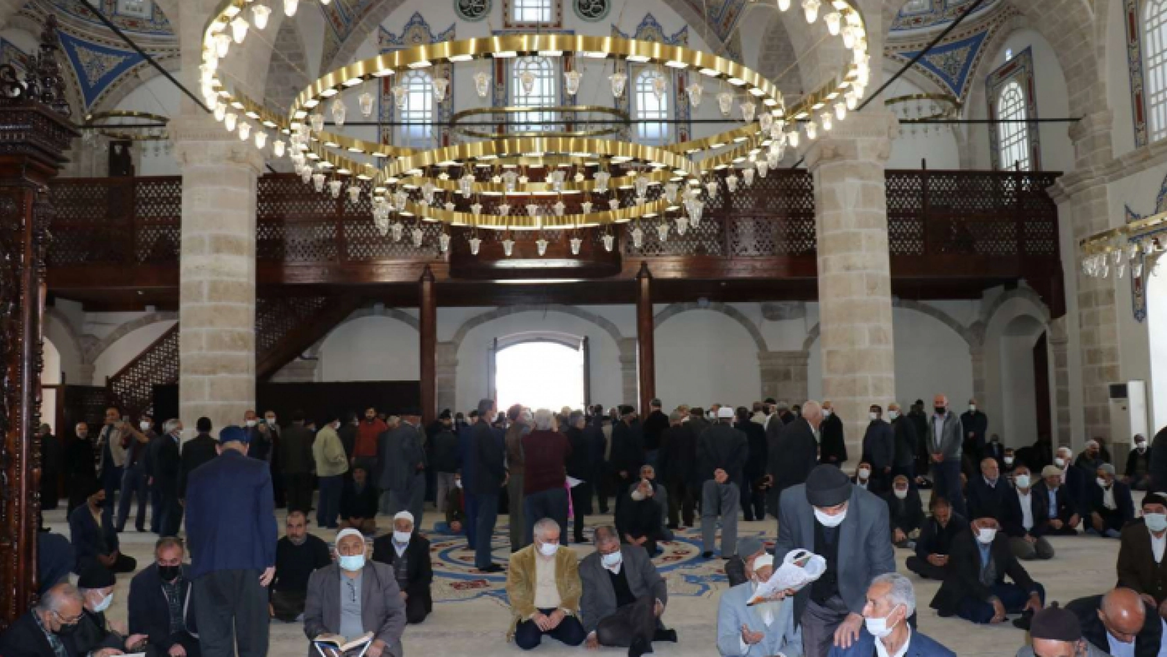 Malatya Yeni Camii ibadete açıldı