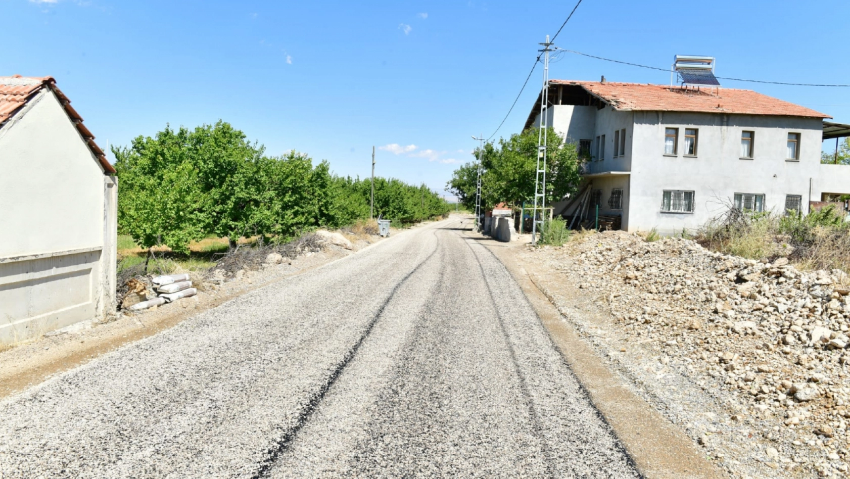 Suluköy Mahallesi'nin Yol Ağı Yenileniyor