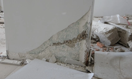 Depremin vurduğu milyonluk dairelerde yıkım için gün sayılıyor