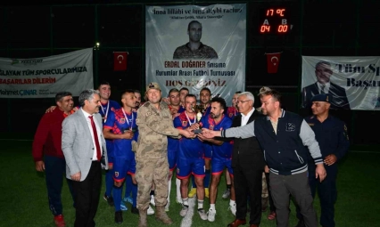 Erdal Doğaner Futbol Turnuvası'nda Şampiyon İl Jandarma oldu
