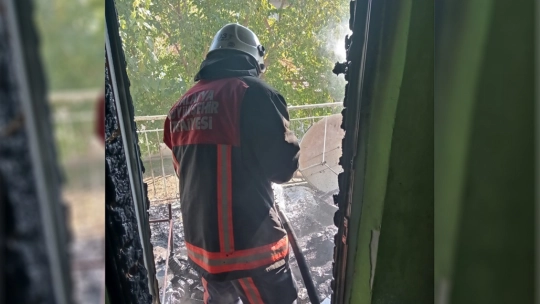 Malatya'da bir evde çıkan yangında maddi hasar oluştu
