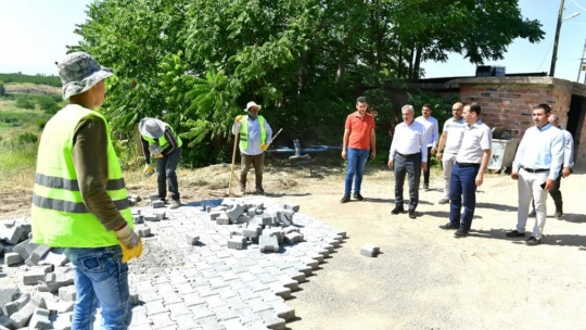 Başkan Çınar, Sütlüce Mahallesindeki Yatırımlarını İnceledi