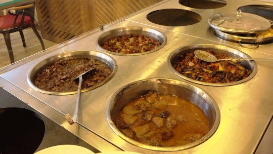 Yeşilyurt Lezzet Caddesi'nde MasterChef Türkiye Yoğunluğu