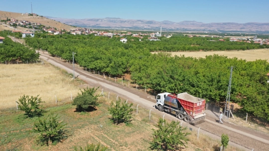 Cafana Mahallesinde Yol Bakım Çalışması Yapılıyor