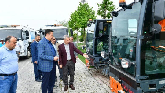 Bülent Tüfenkçi'den Yeşilyurt Belediyesi Temizlik İşlerine Ziyaret