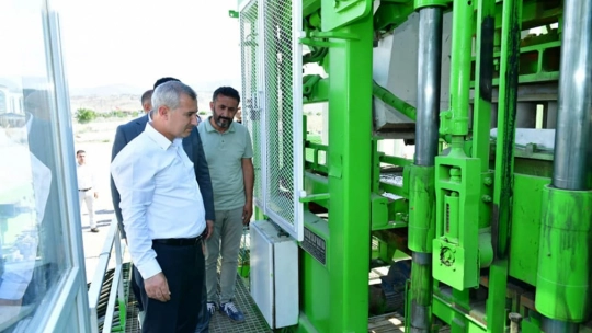 Kilit Parke Taşı Üretim Tesisi Hizmete Girdi