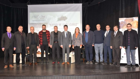 Malatya'da 'Kayısı ve Sağlığımız' paneli gerçekleştirildi