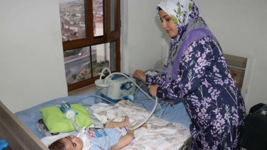 Lütfen oğlumuza nefes olun!
