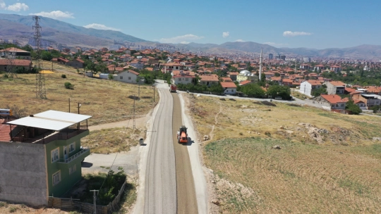Melekbaba Mahallesine Yeni Yollar Açılıyor