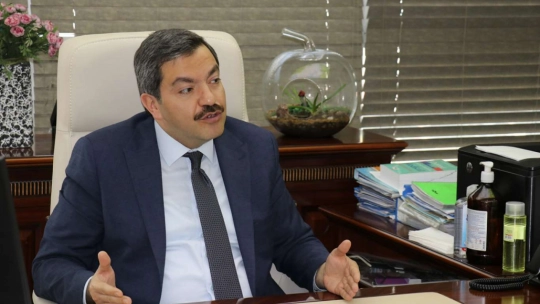 Bentli: 'Covid-19 gündemden düşecek'