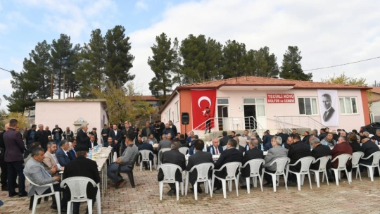 Malatya'da Abdal Musa Lokması ve Aşure İkramı Etkinliği Düzenlendi