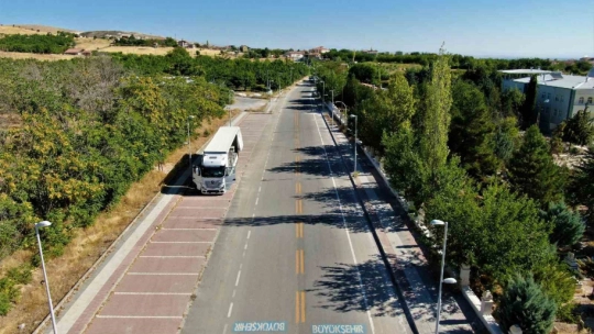 Akçadağ'da 66 kilometre grup yolu çalışması