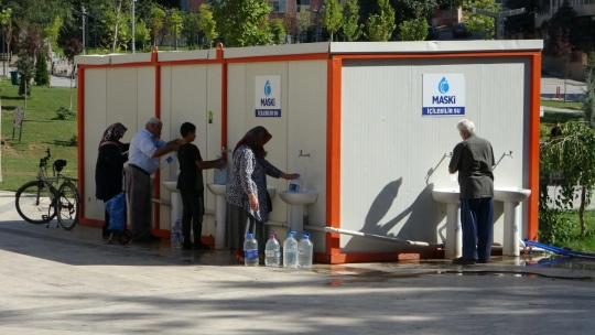 Deprem bölgesi Malatya'da sıcak hava etkili oluyor