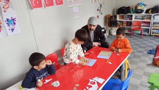 Yazar Ahmet Turgut Malatya'da öğrencilerle buluştu