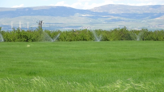 Su ihtiyacını güneşten ürettiği enerji ile karşılıyor