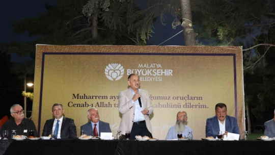 Bakan Özhaseki'den tamamlanan köy evlerine ziyaret