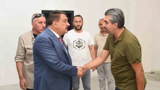 Başkan Gürkan Yeni Kuyumcular Çarşısında incelemelerde bulundu