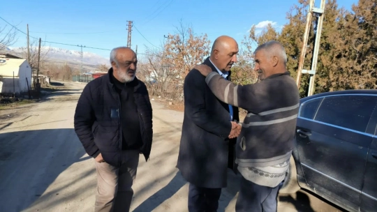 Başkan Zelyurt köy evlerini inceledi