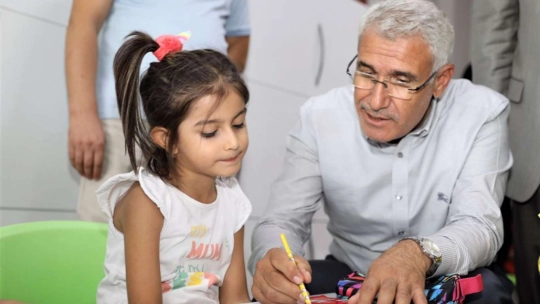 Minik kalpler Kur'an ahlakıyla yetişiyor