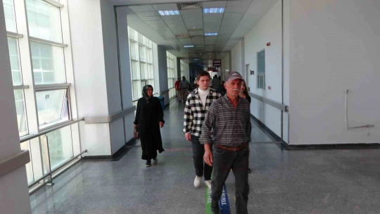 Deprem bölgesi Malatya'da sağlık hizmetleri aksamadan devam ediyor