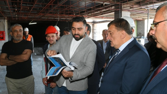 Başkan Gürkan Yimpaş Binasında İncelemede Bulundu