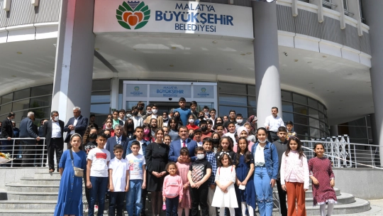 Çocuk Meclisi Başkan Gürkan İle Bir Araya Geldi