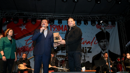 Gençlik Şöleni konserine binlerce Malatyalı katıldı