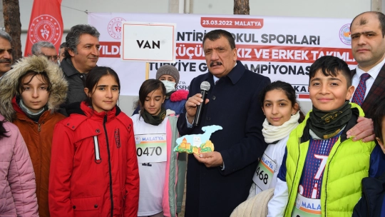 Okullar arası Oryantring Türkiye Şampiyonası Malatya'da yapıldı