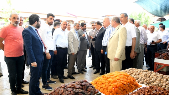 Başkan Gürkan, Şire Pazarı Esnafıyla Bir Araya Geldi