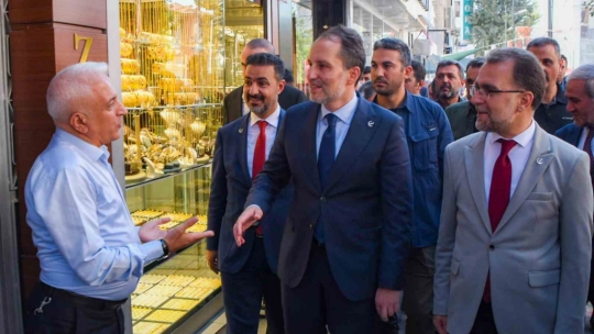 Erbakan, Malatya'da esnaf temsilcilerini dinledi