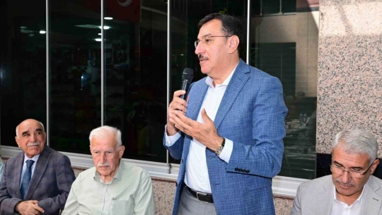 Güder, esnafı yalnız bırakmıyor