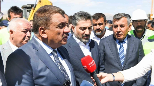 Gürkan: 'Alt yapıyı ayağa kaldırıyoruz'