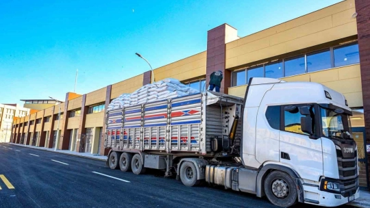 Gürkan, Yeni Buğday Pazarında incelemelerde bulundu