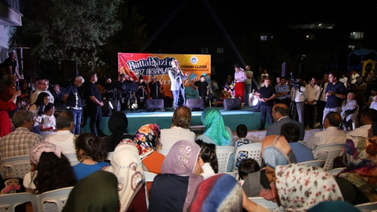 'Battalgazi'de Yaz Akşamları' programında özel bir düğün gerçekleşti