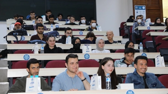 Başkan Güder, Geleceğin Hukukçularıyla Buluştu