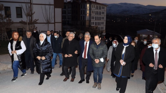 Gelincik Tepesi'ndeki Ailelere Sürpriz Ziyaret