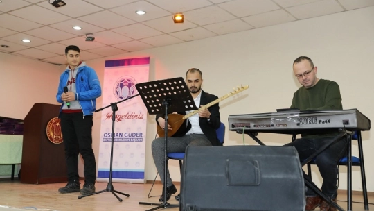 Battalgazi'deki 4 Bin 105 Öğrenciye Eğitim Seti Desteği Verildi