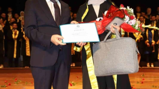 İnönü'den bu yıl 112 diş hekimi mezun oldu