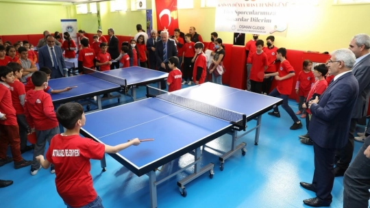 Masa Tenisi Günü Battalgazi'de Özel Turnuva ile Kutlandı