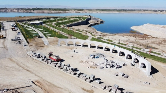 Malatya'nın İlk Sahil Parkı Projesi Tüm Hızıyla Sürüyor