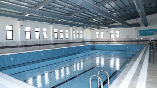 Battalgazi'deki Yarı Olimpik Havuz Açılış İçin Gün Sayıyor