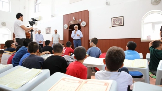 Güder, Yaz Kur'an Kursu Öğrencilerini Ziyaret Etti