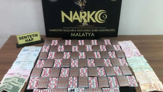 Malatya' da çeşitli suçlardan aranan 3 kişi tutuklandı